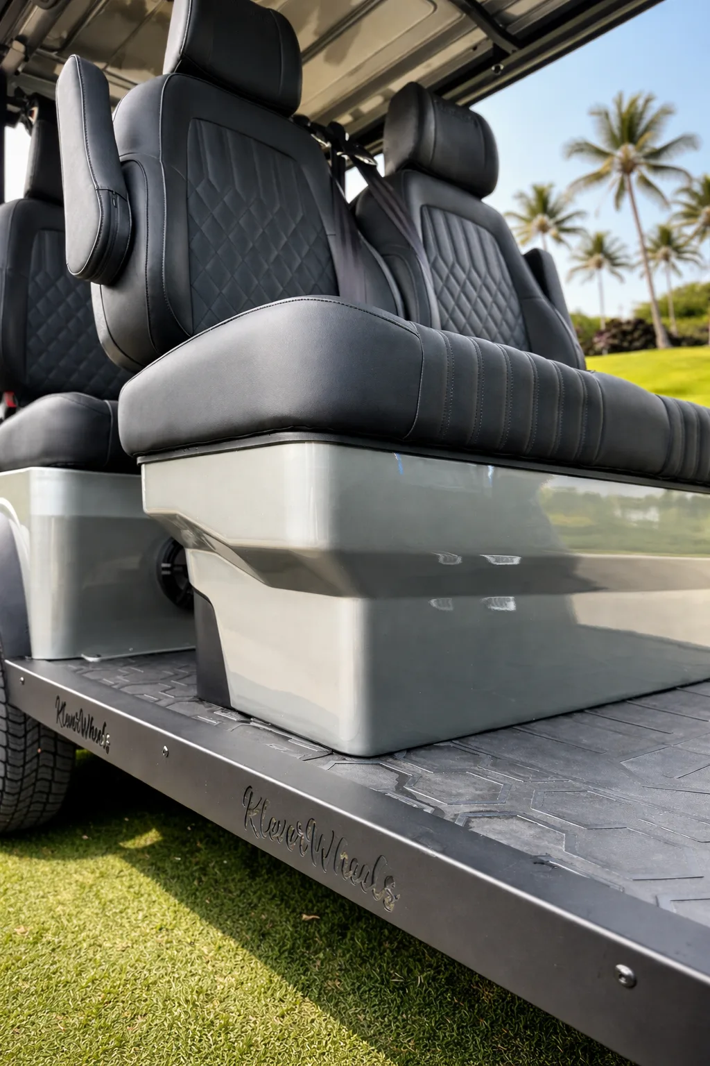 KleverDiamond-4L Solar — Ultra-Luxury AWD 4-Seat Electric Golf Cart with 280 W Solar Roof thumbnail 5