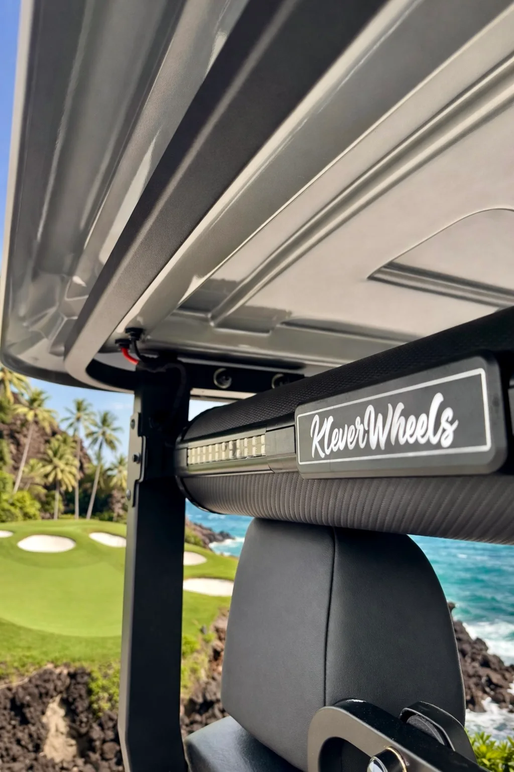 KleverDiamond-4L Solar — Ultra-Luxury AWD 4-Seat Electric Golf Cart with 280 W Solar Roof thumbnail 7