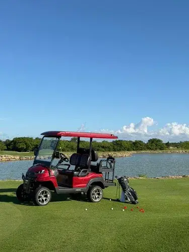 Carro de golf eléctrico elevado con batería de litio KleverOro-4 usado miniatura 1